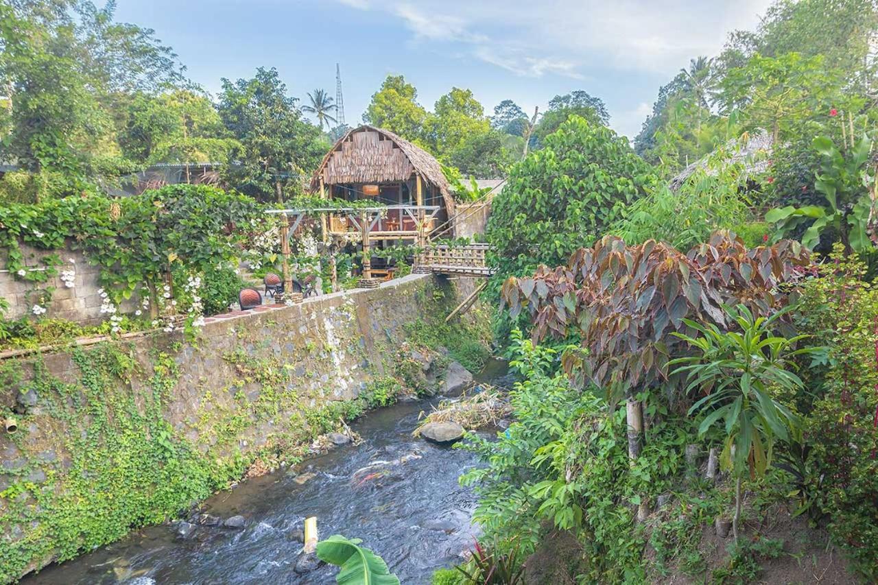 Onong'S Homestay & Cafe Tomohon Kültér fotó